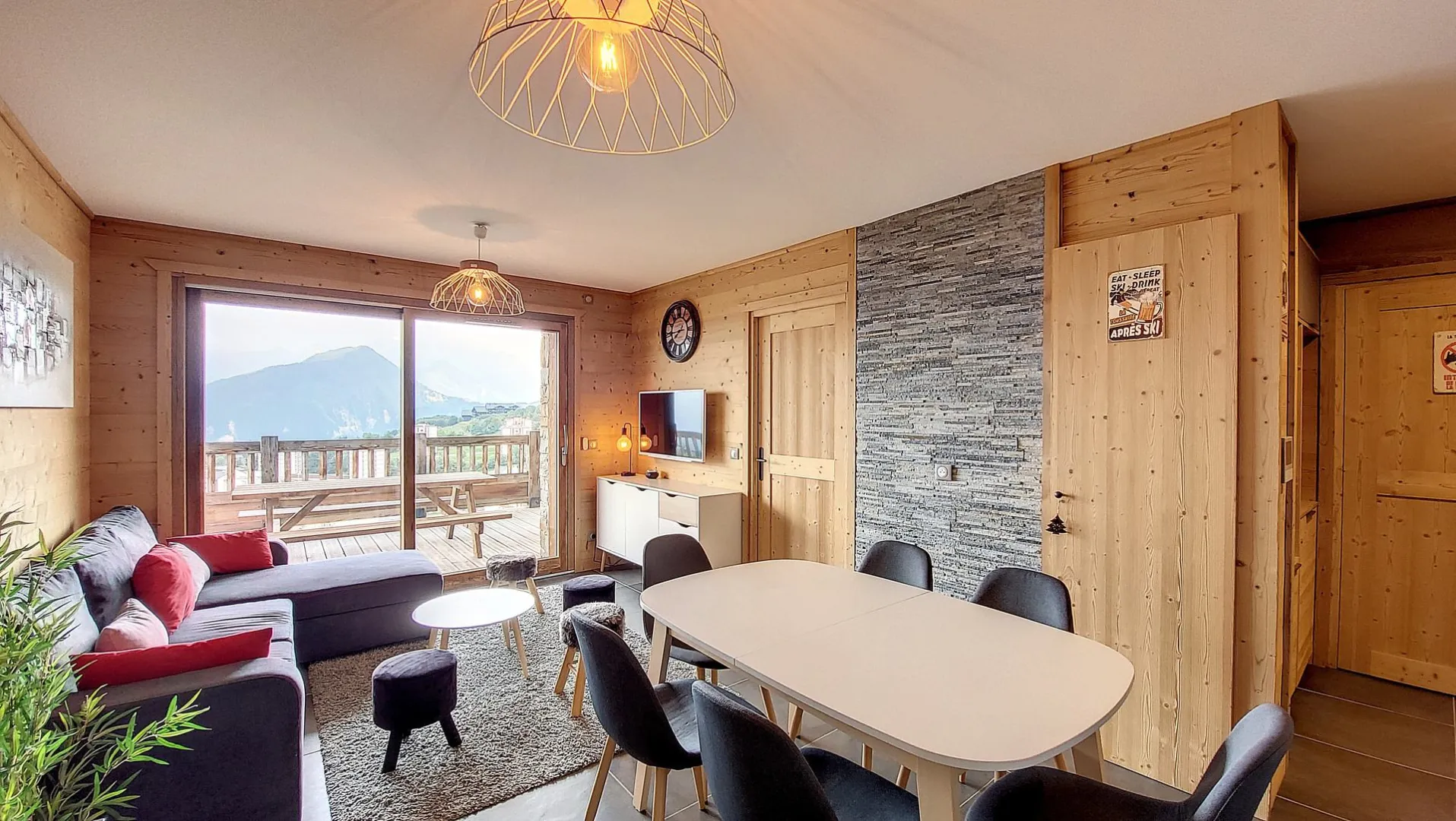 RJ02E / 3 rooms / La Toussuire / 0