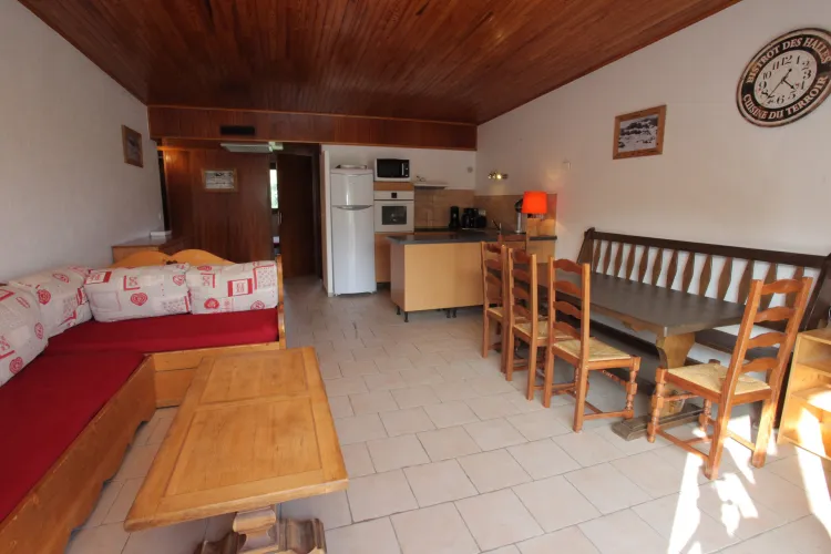 TOU_B_44 / 3 rooms (2 bedrooms) / 8 people