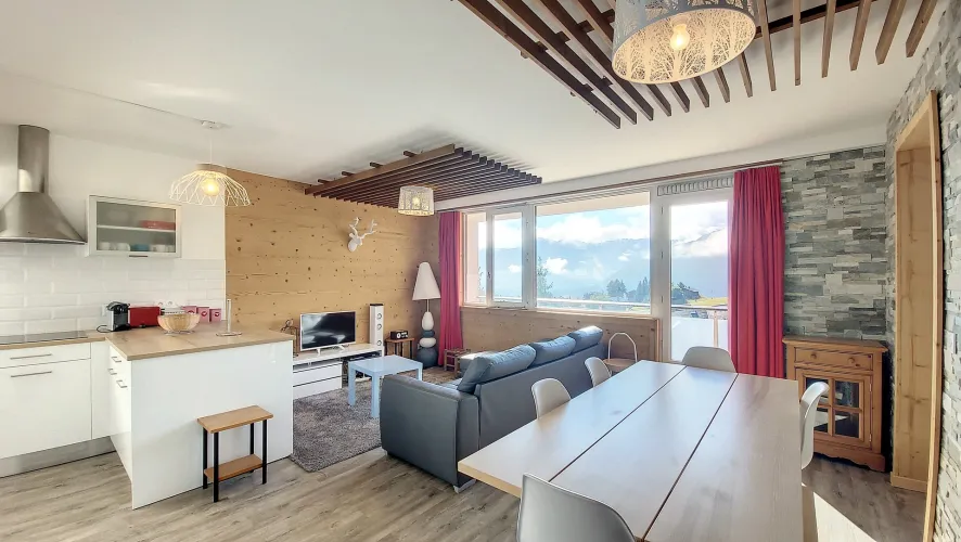A4_128 / 5 rooms (4 bedrooms) / 8 people