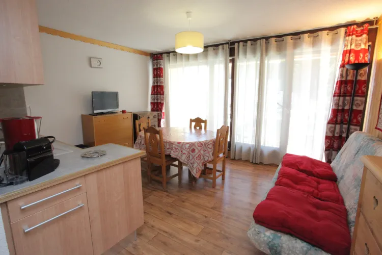 CP_A_111 / Apartment 6 persons