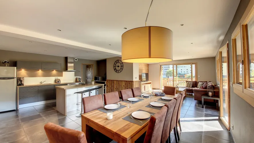 LACORDEE / Luxury apartment for 10 persons
