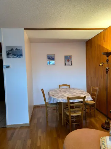 SIM296 / 2 rooms (1 bedroom) / 6 people