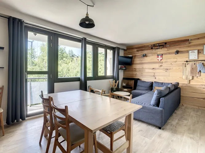A4_127 / 3 rooms (2 bedrooms) / 6 people