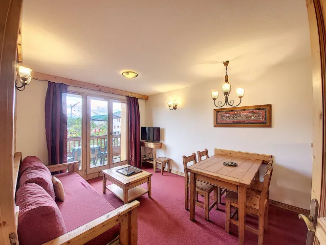 ES_A104 / 2 rooms (1 bedroom) / 4 people
