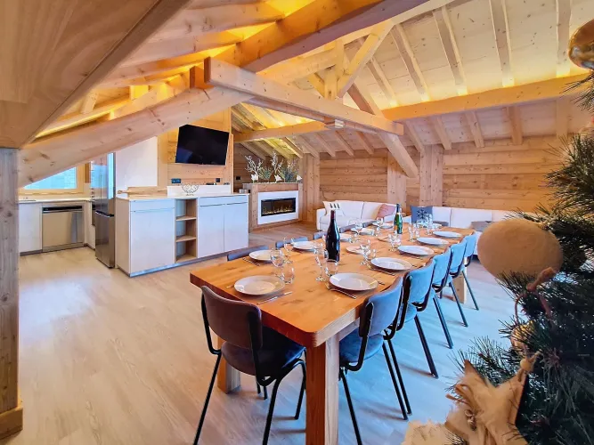 L_ETAGNE / Chalet / 12 people